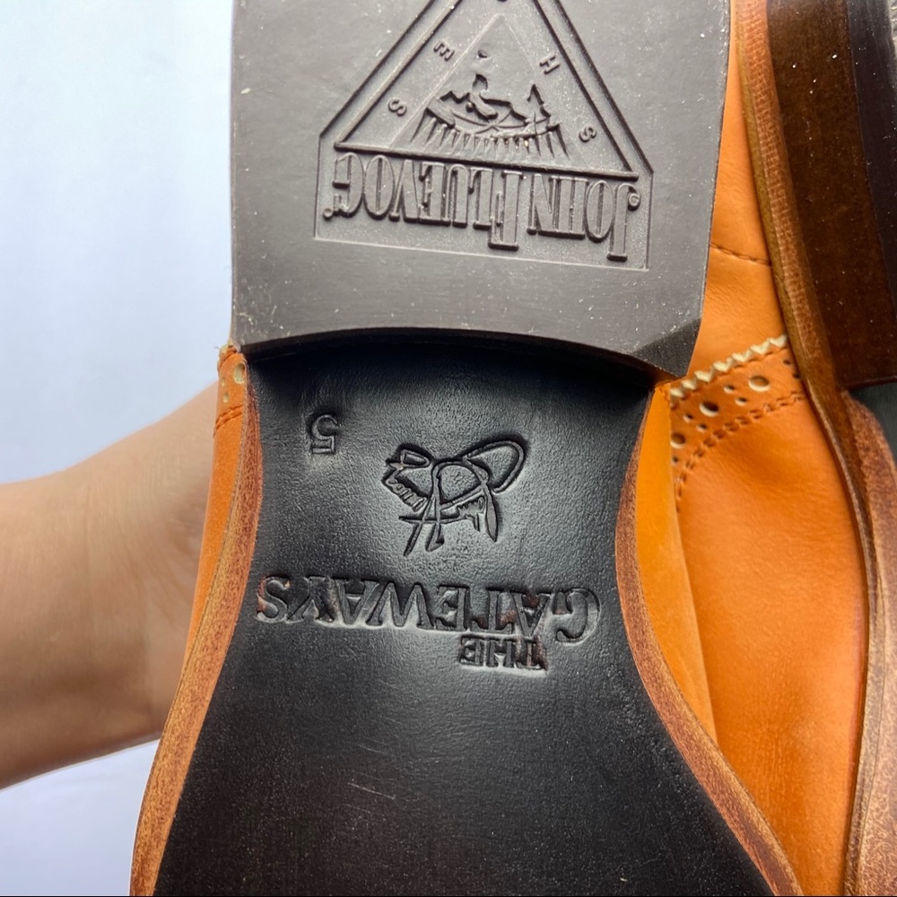 John Fluevog Brandenburg capped toe brogue shoes - Picture 5 of 8